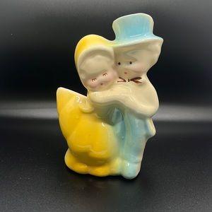 1940s Vintage shawnee planter